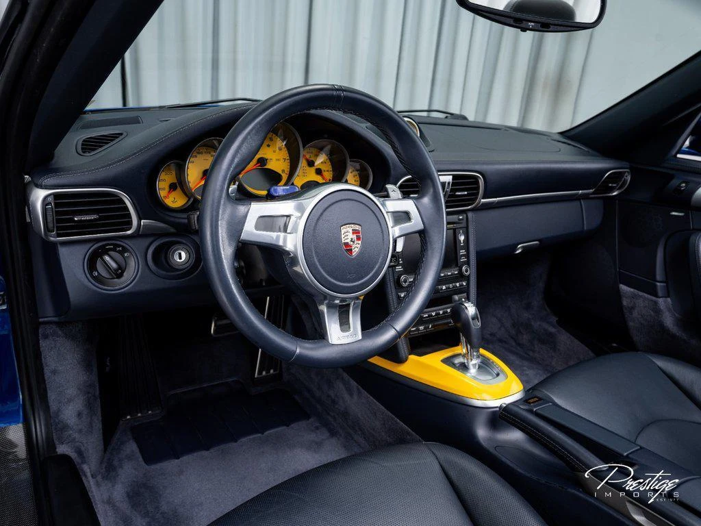 2011 Porsche 911 (997.2) Turbo S Cabriolet, 20/30