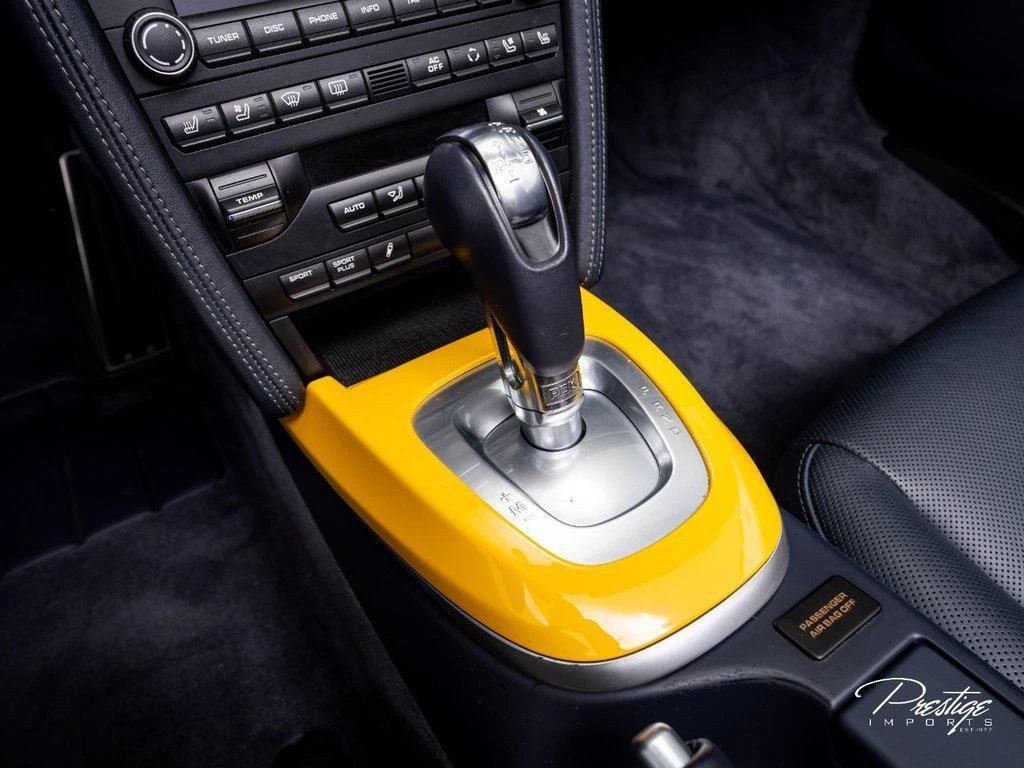 2011 Porsche 911 (997.2) Turbo S Cabriolet, 21/30