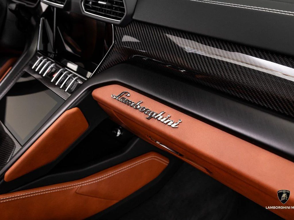 2024 Lamborghini Urus S, 25/30