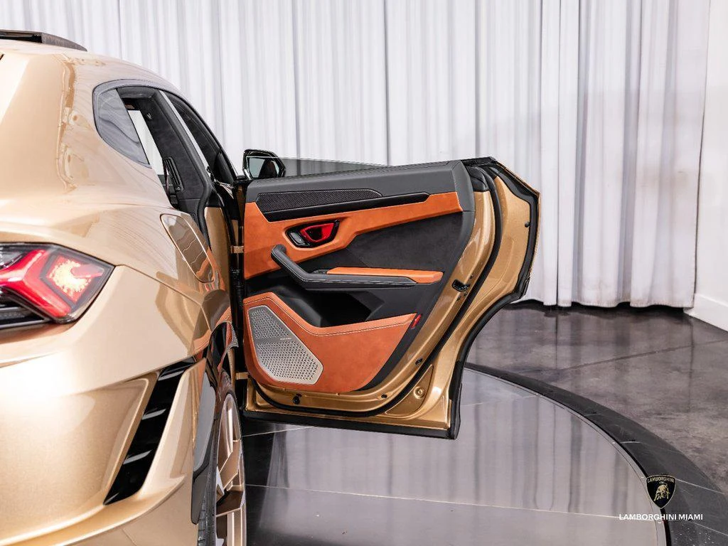 2024 Lamborghini Urus S, 27/30