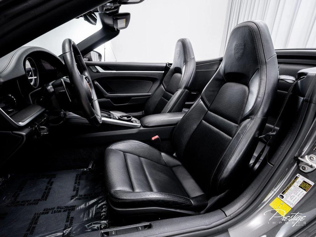 2020 Porsche 911 (992.1) Carrera 4S Cabriolet, 16/30