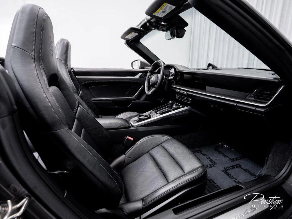 2020 Porsche 911 (992.1) Carrera 4S Cabriolet, 25/30