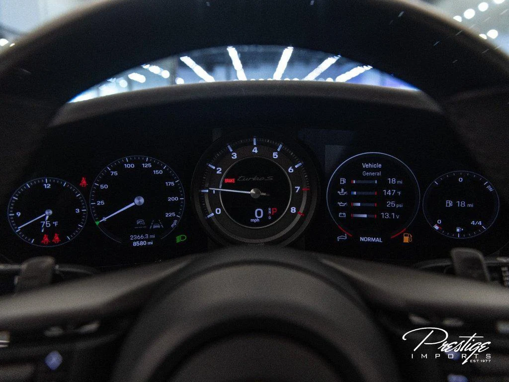 2025 Porsche 911 (992.1) Turbo S, 28/30