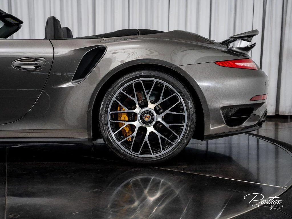 2014 Porsche 911 (991.1) Turbo S Cabriolet, 7/30