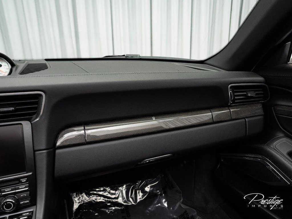 2014 Porsche 911 (991.1) Turbo S Cabriolet, 21/30