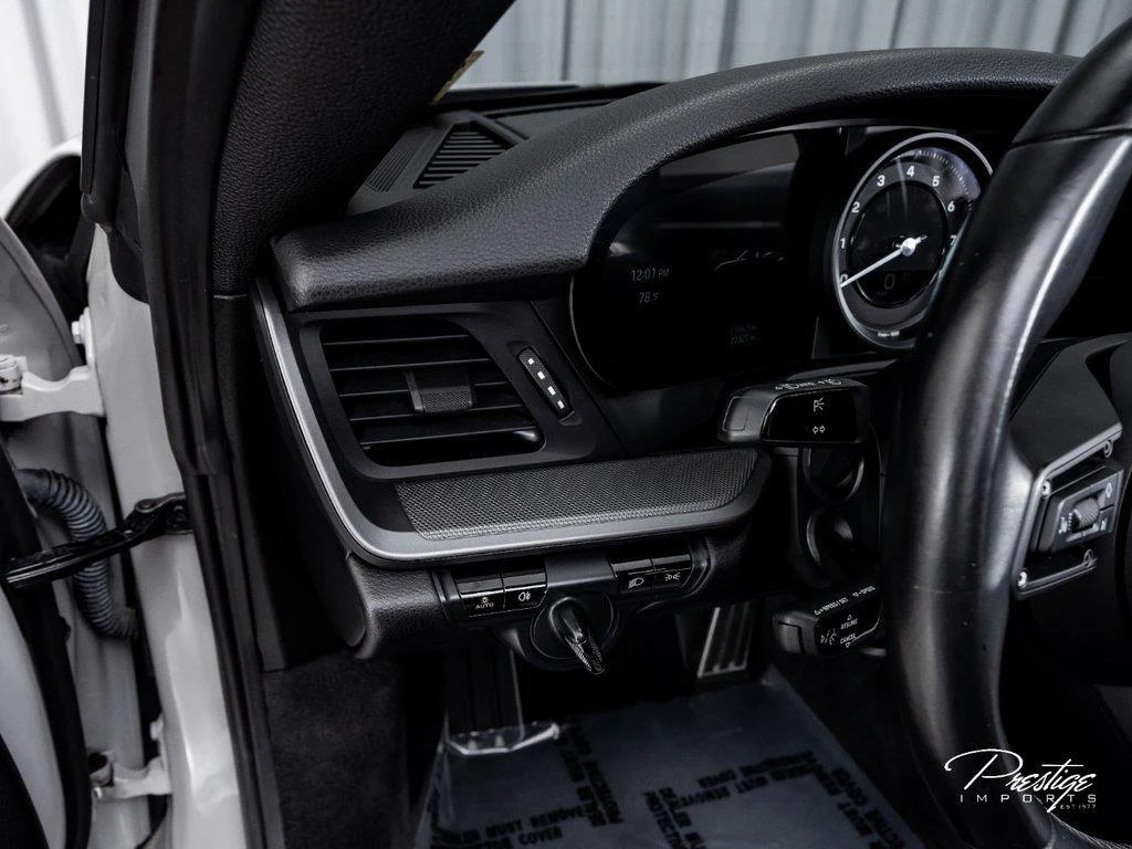 2021 Porsche 911 (992.1) Carrera 4 Cabriolet, 18/30