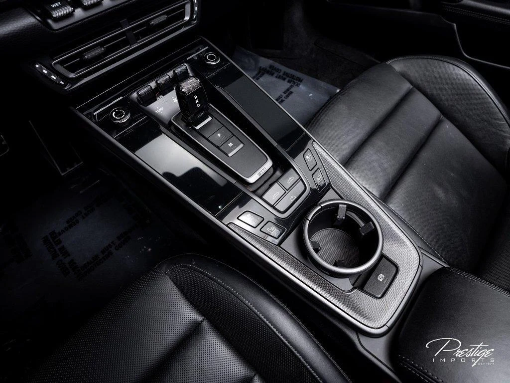 2021 Porsche 911 (992.1) Carrera 4 Cabriolet, 20/30