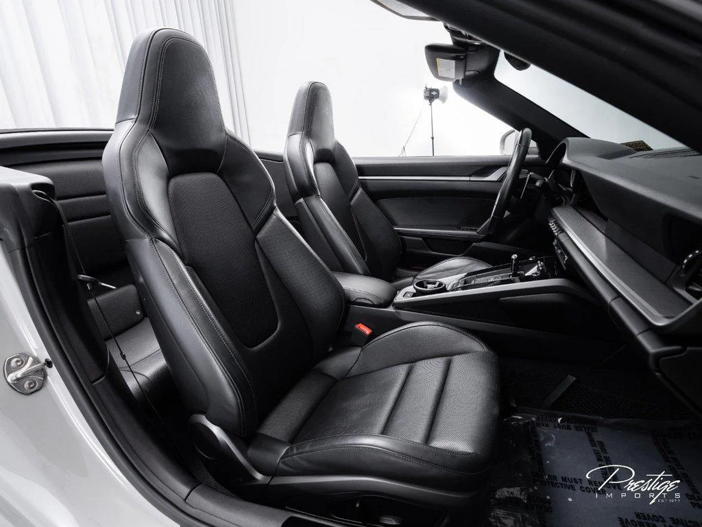 2021 Porsche 911 (992.1) Carrera 4 Cabriolet, 23/30