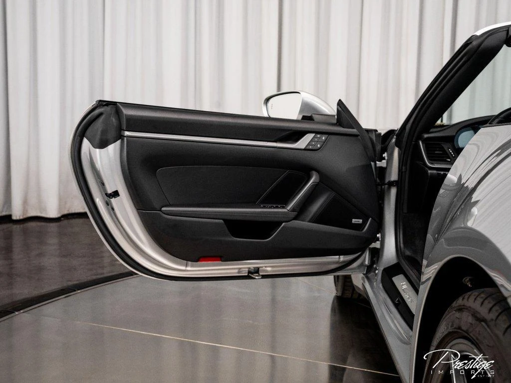 2022 Porsche 911 (992.1) Carrera Cabriolet, 14/30