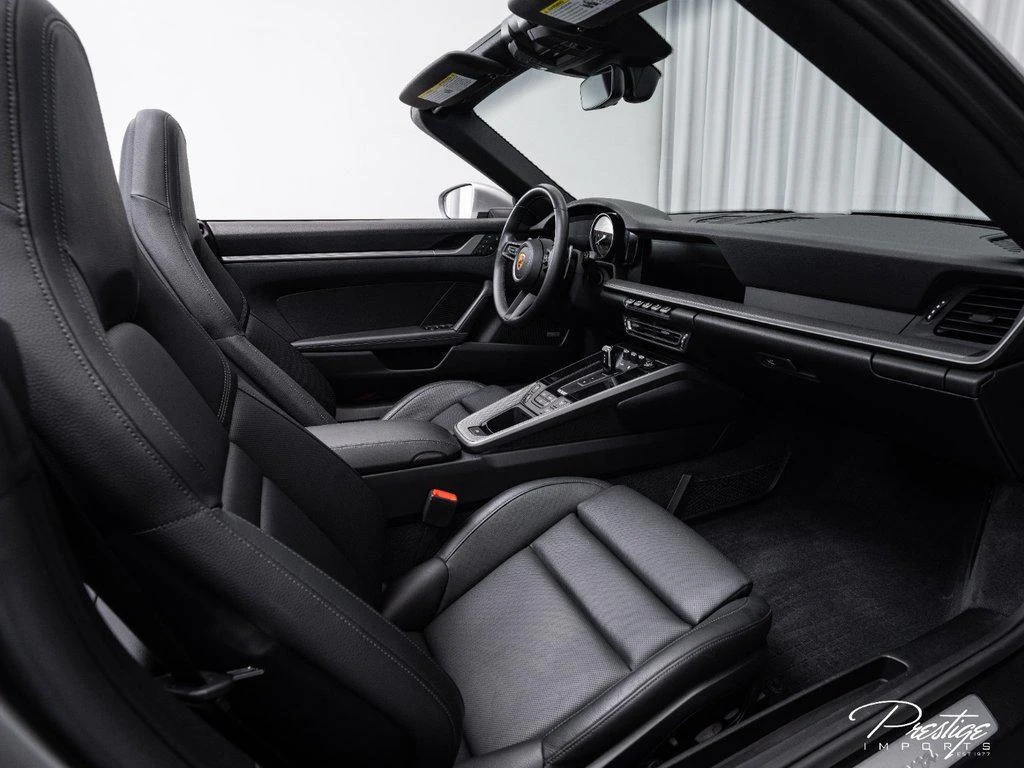 2022 Porsche 911 (992.1) Carrera Cabriolet, 25/30