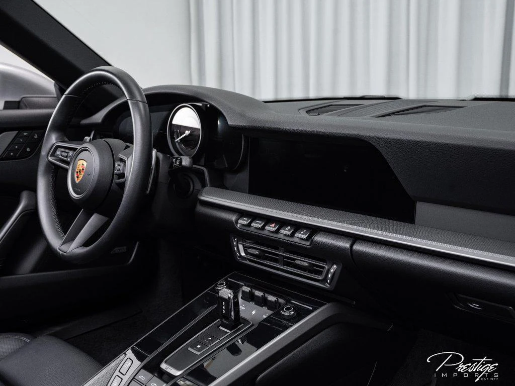 2022 Porsche 911 (992.1) Carrera Cabriolet, 26/30