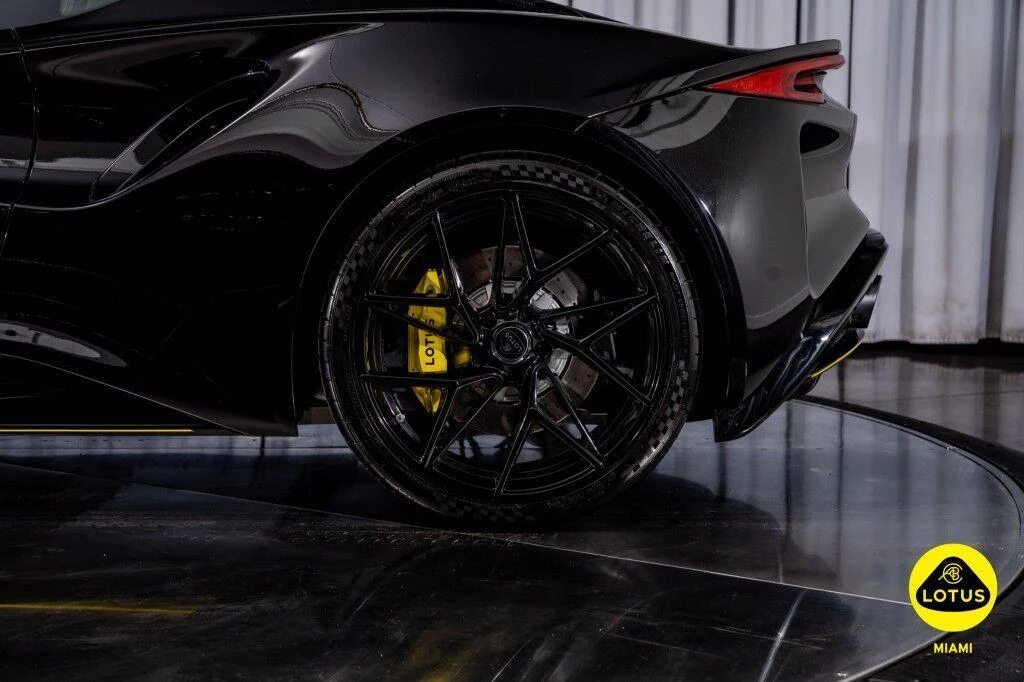 2026 Lotus Emira V6 SE Racing Line, 6/30