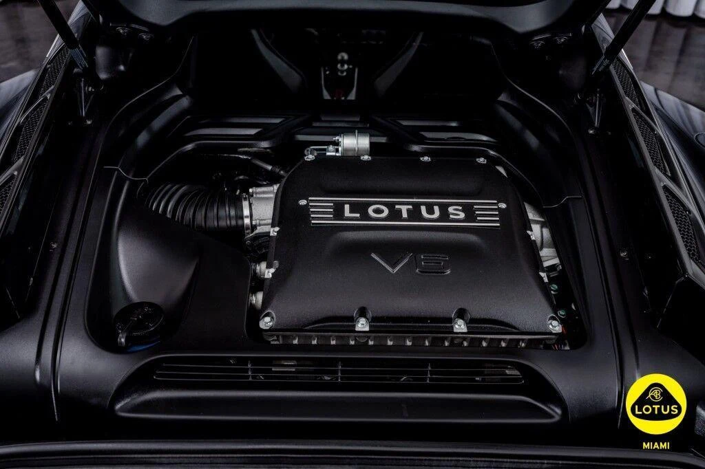 2026 Lotus Emira V6 SE Racing Line, 9/30