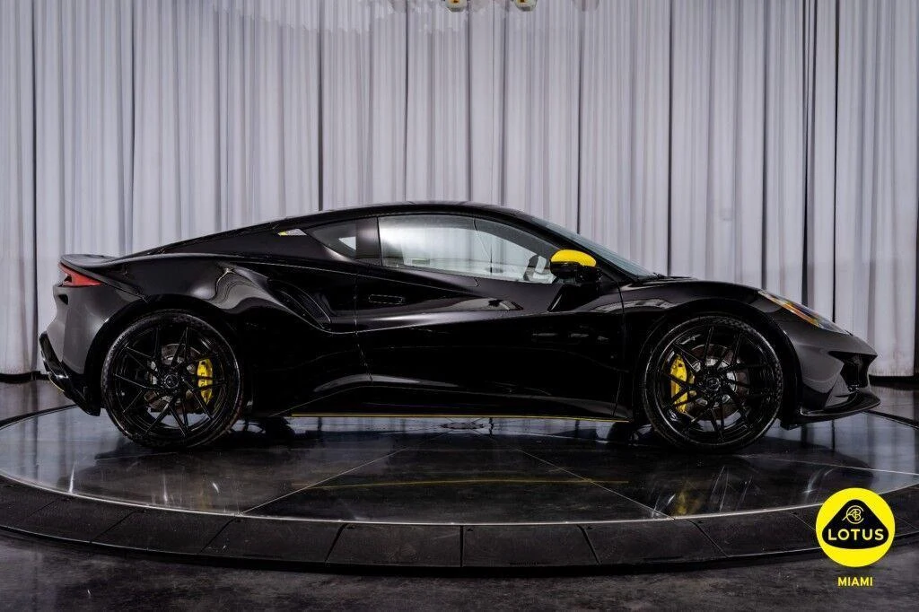 2026 Lotus Emira V6 SE Racing Line, 11/30