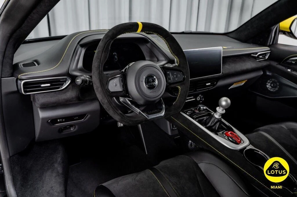 2026 Lotus Emira V6 SE Racing Line, 18/30