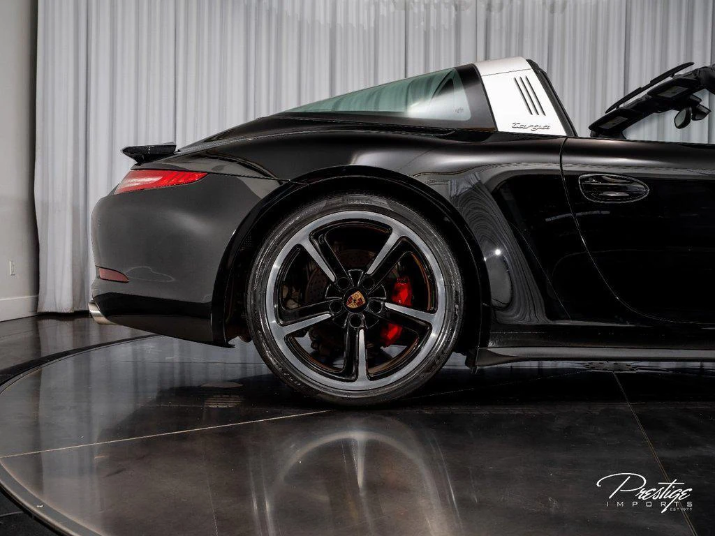 2015 Porsche 911 (991.1) Targa 4S, 13/30