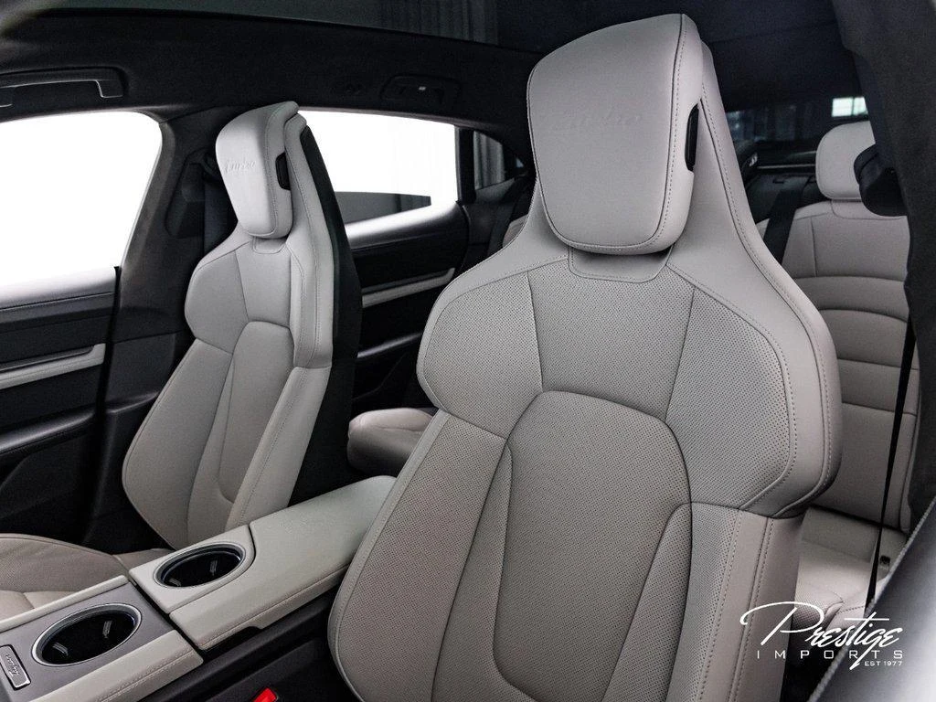 2023 Porsche Taycan Turbo Cross Turismo, 17/30