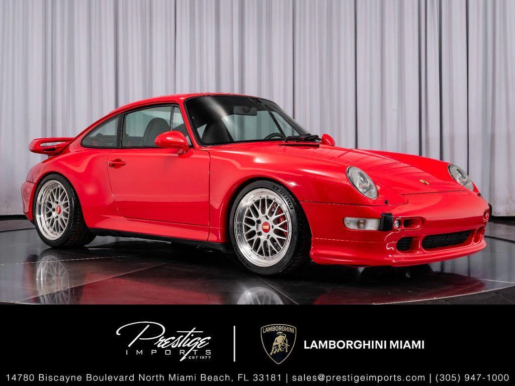 Porsche 911 (993) Carrera S | Lamborghini Miami