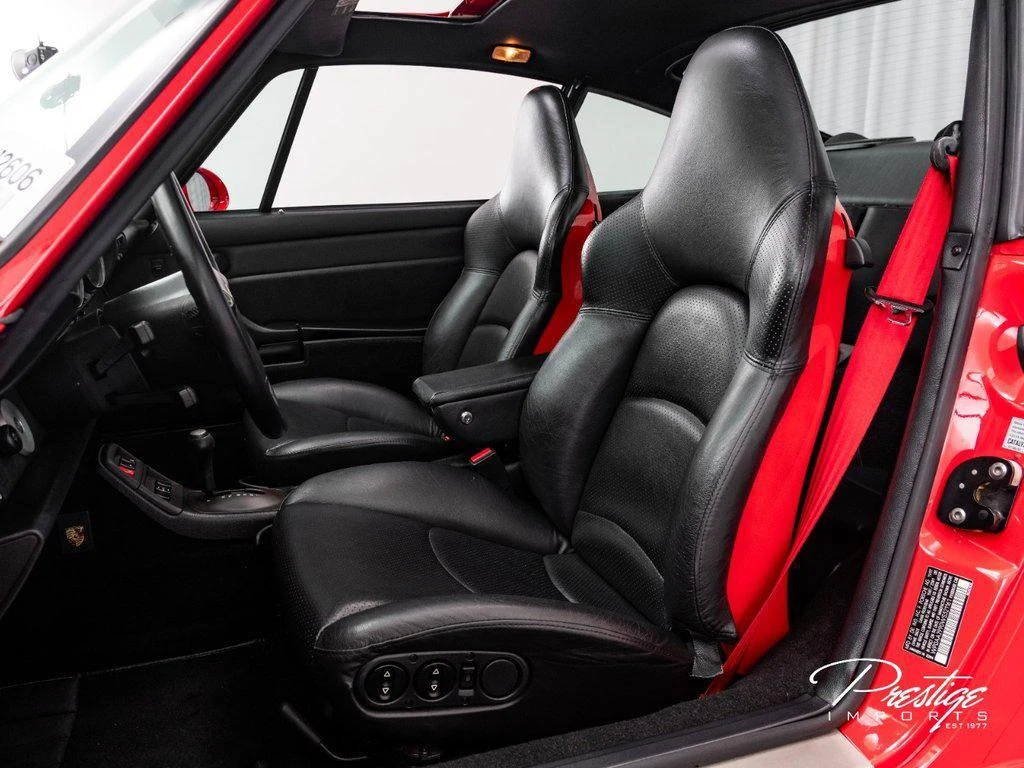 1998 Porsche 911 (993) Carrera S, 17/30
