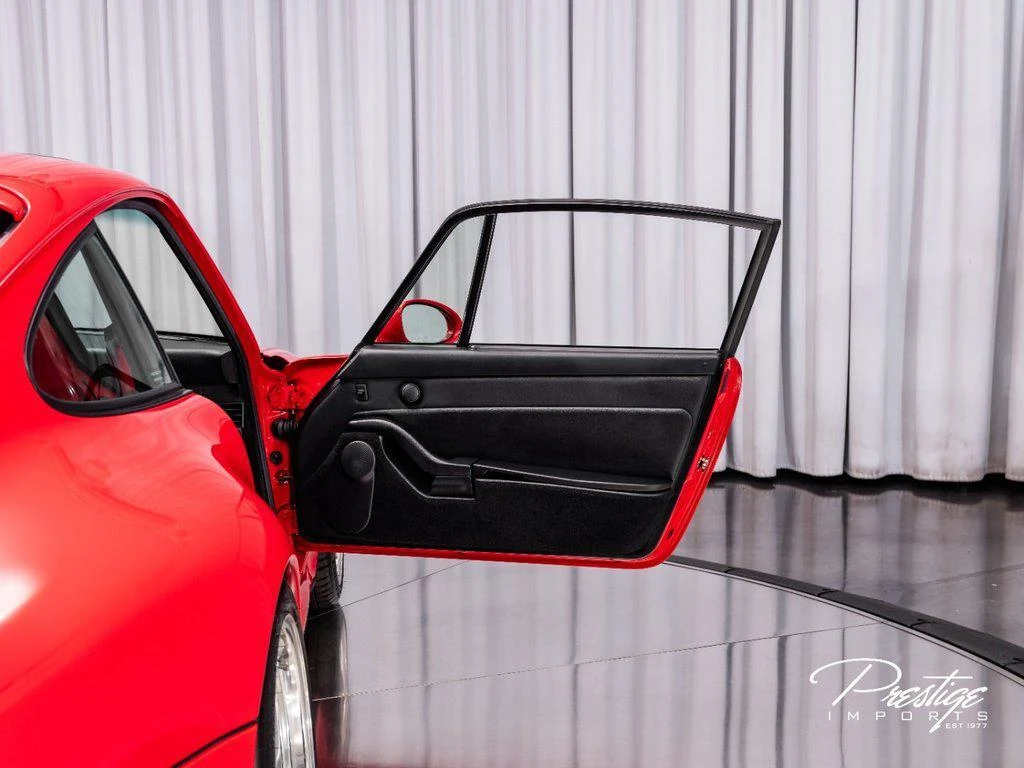 1998 Porsche 911 (993) Carrera S, 22/30