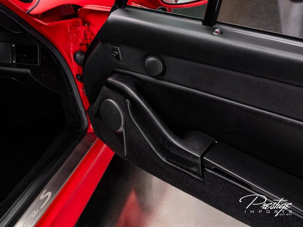 1998 Porsche 911 (993) Carrera S, 23/30