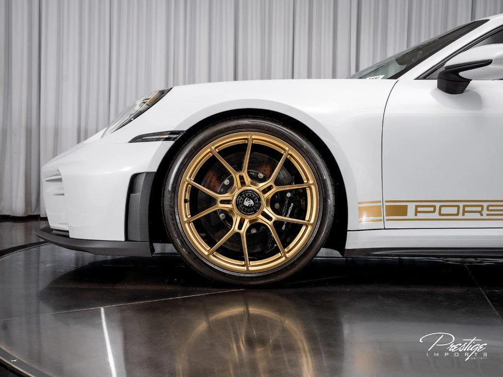 2026 Porsche 911 (992.2) GT3 Touring, 5/30
