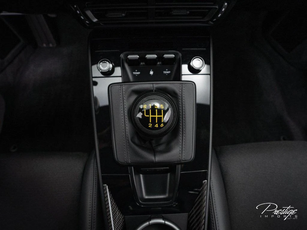 2024 Porsche 911 (992.1) GT3 Touring, 18/30
