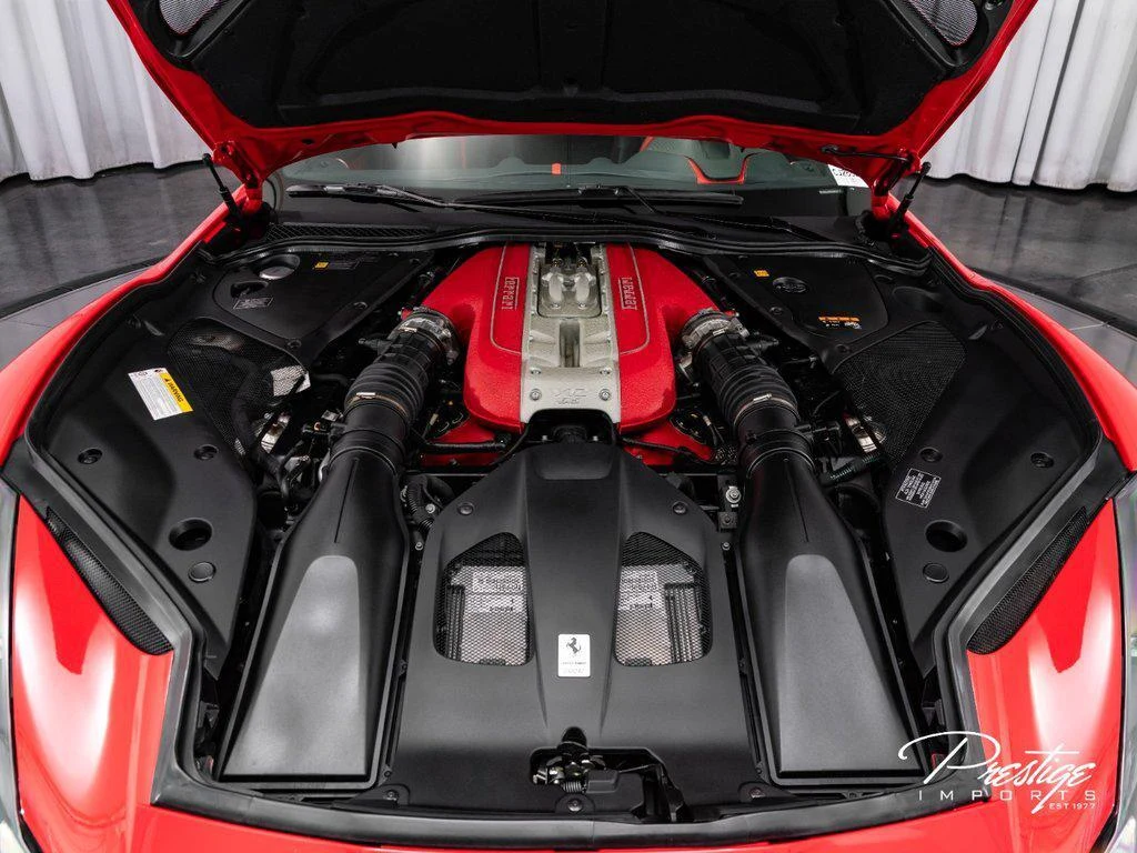 2020 Ferrari 812 Superfast, 3/30