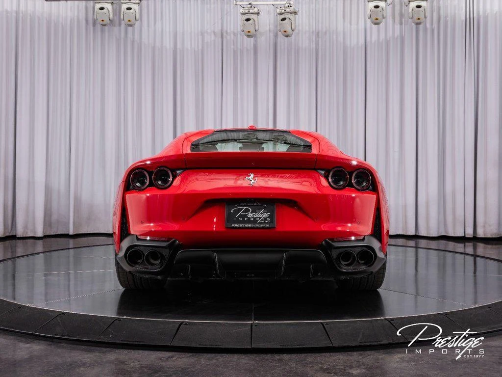 2020 Ferrari 812 Superfast, 9/30