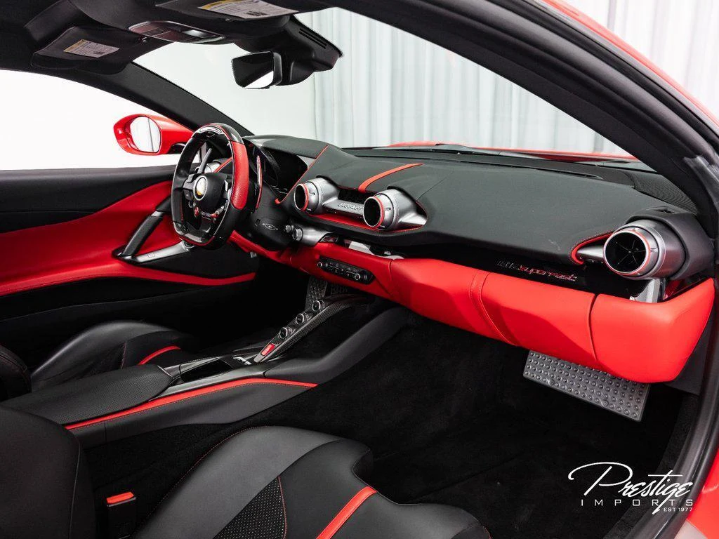 2020 Ferrari 812 Superfast, 24/30