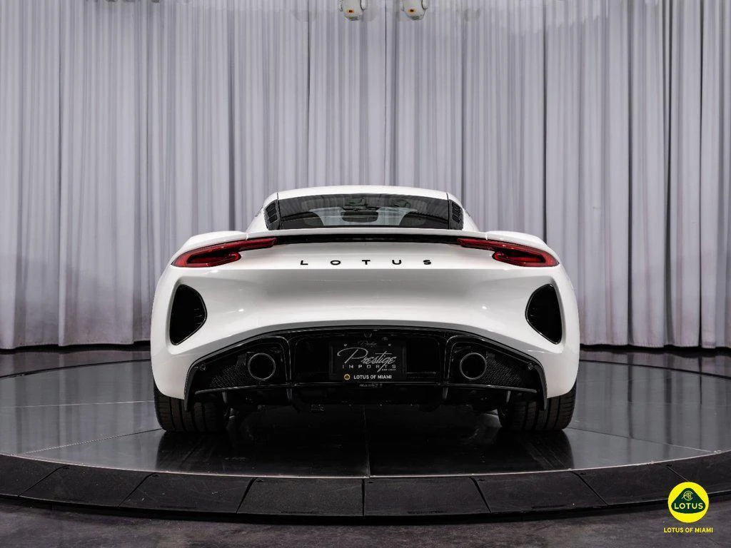 2026 Lotus Emira Turbo SE, 8/30