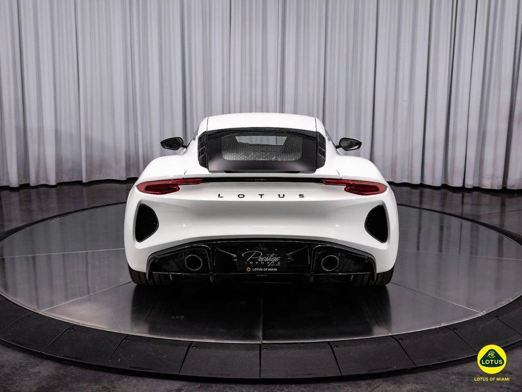2026 Lotus Emira Turbo SE, 9/30