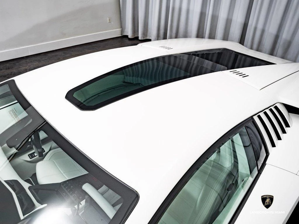 2022 Lamborghini Countach LPI 800-4, 9/29
