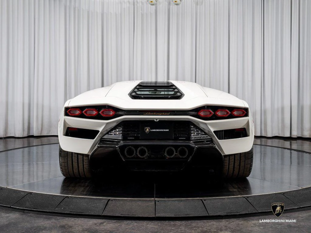 2022 Lamborghini Countach LPI 800-4, 13/29