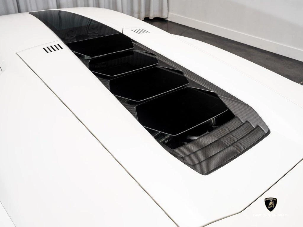 2022 Lamborghini Countach LPI 800-4, 19/29