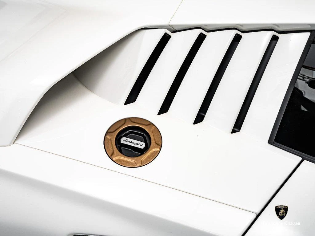 2022 Lamborghini Countach LPI 800-4, 24/29