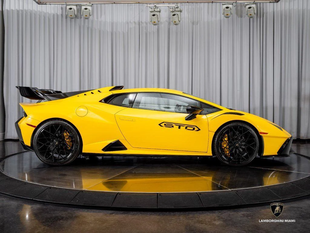 2023 Lamborghini Huracán STO, 13/29