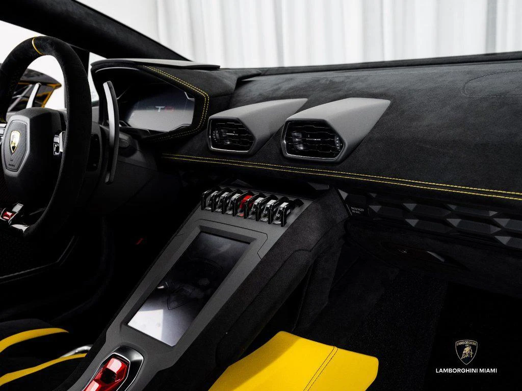 2023 Lamborghini Huracán STO, 25/29