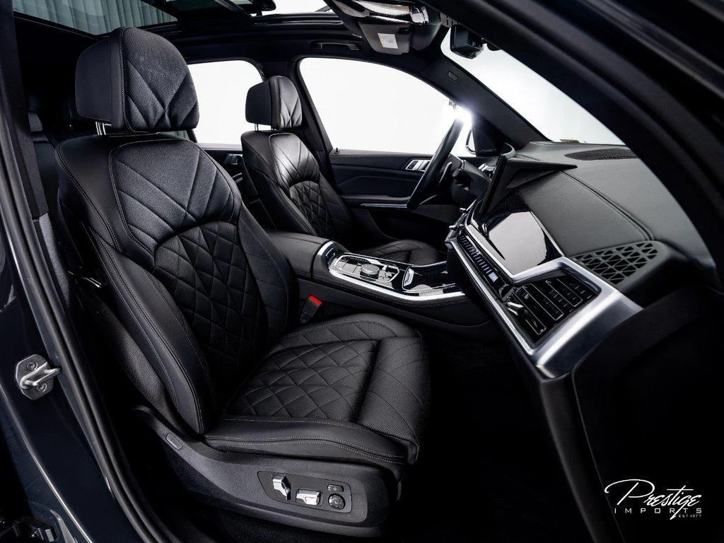 2024 BMW X5 M60i, 20/29