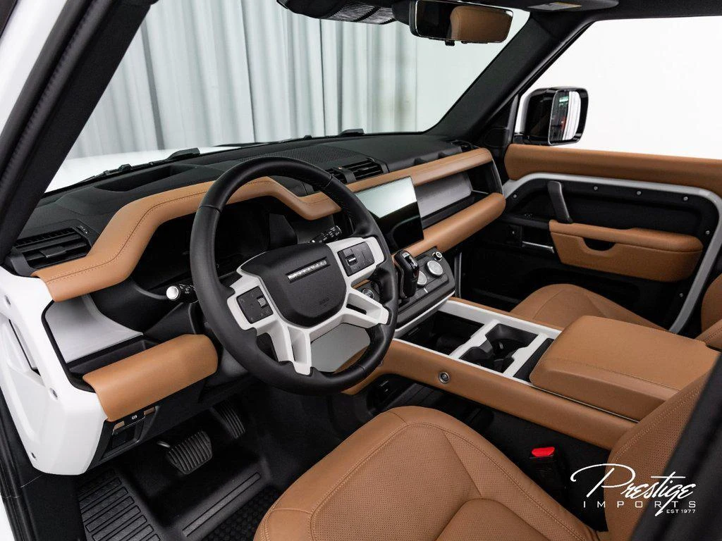 2025 Land Rover Defender 110 P500 X-Dynamic SE, 12/29