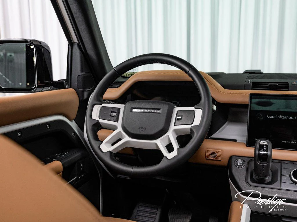 2025 Land Rover Defender 110 P500 X-Dynamic SE, 17/29