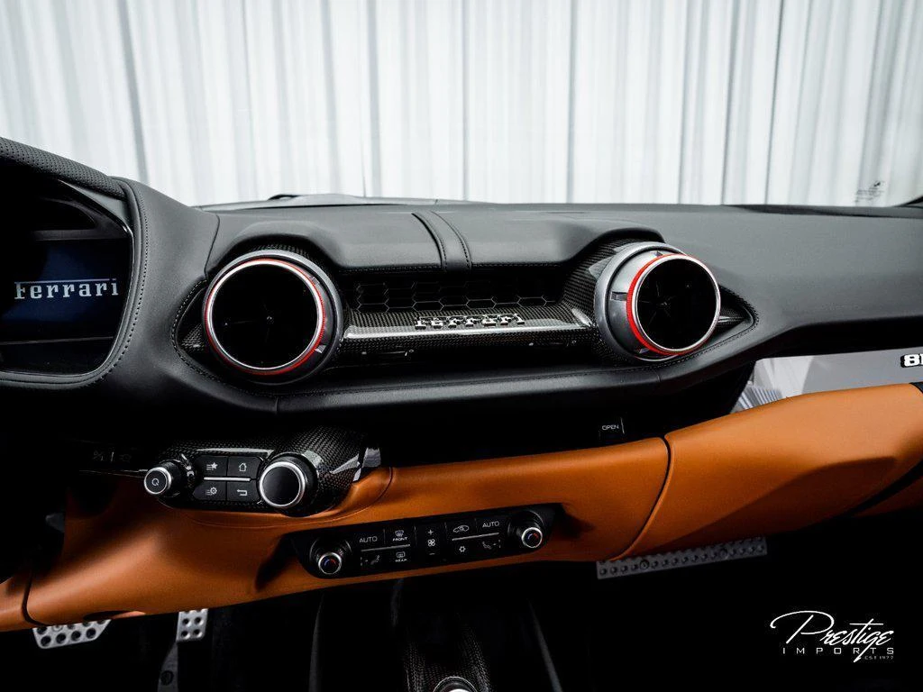 2020 Ferrari 812 Superfast, 18/29