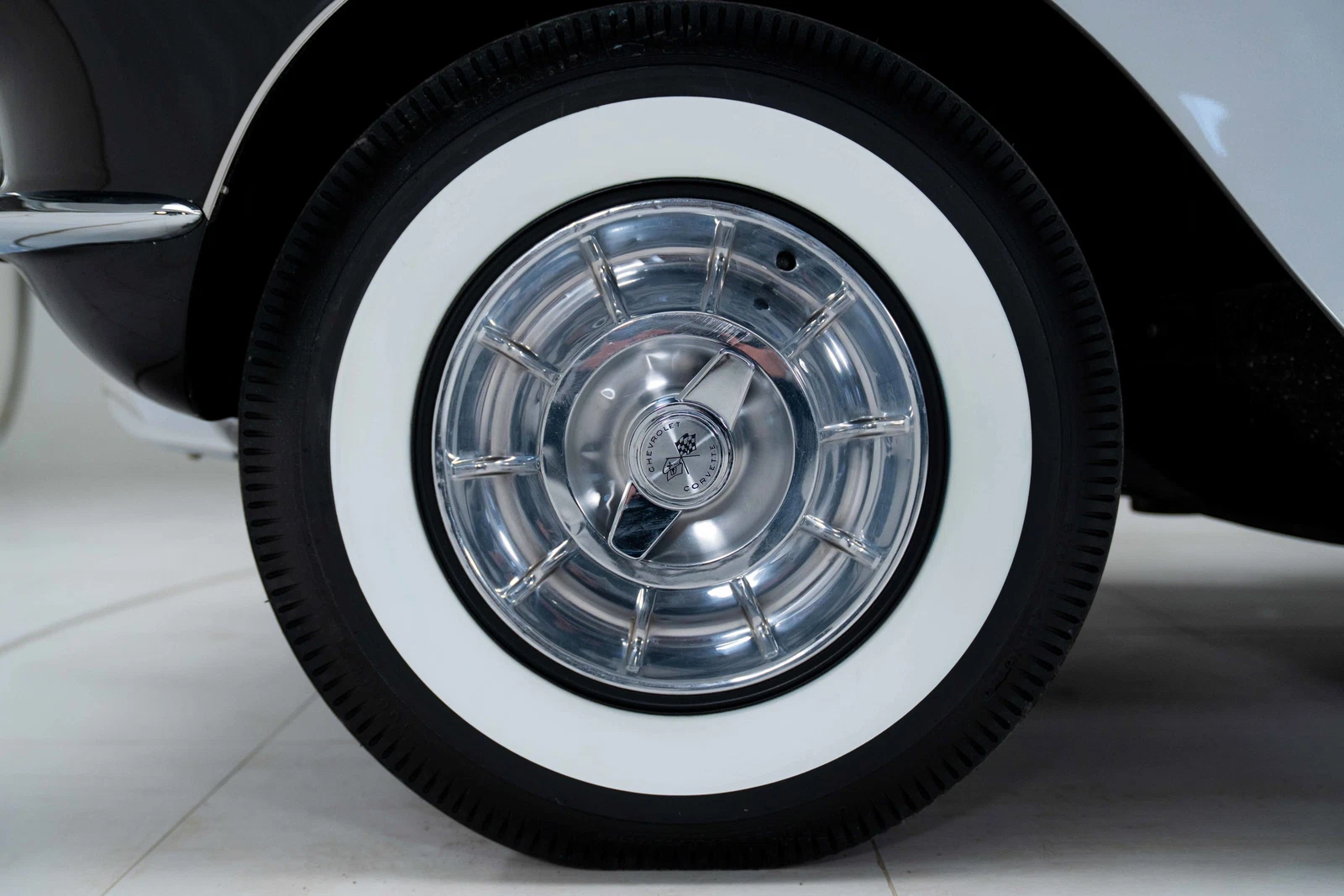 1957 Chevrolet Corvette Fuelie (C1), 16/30