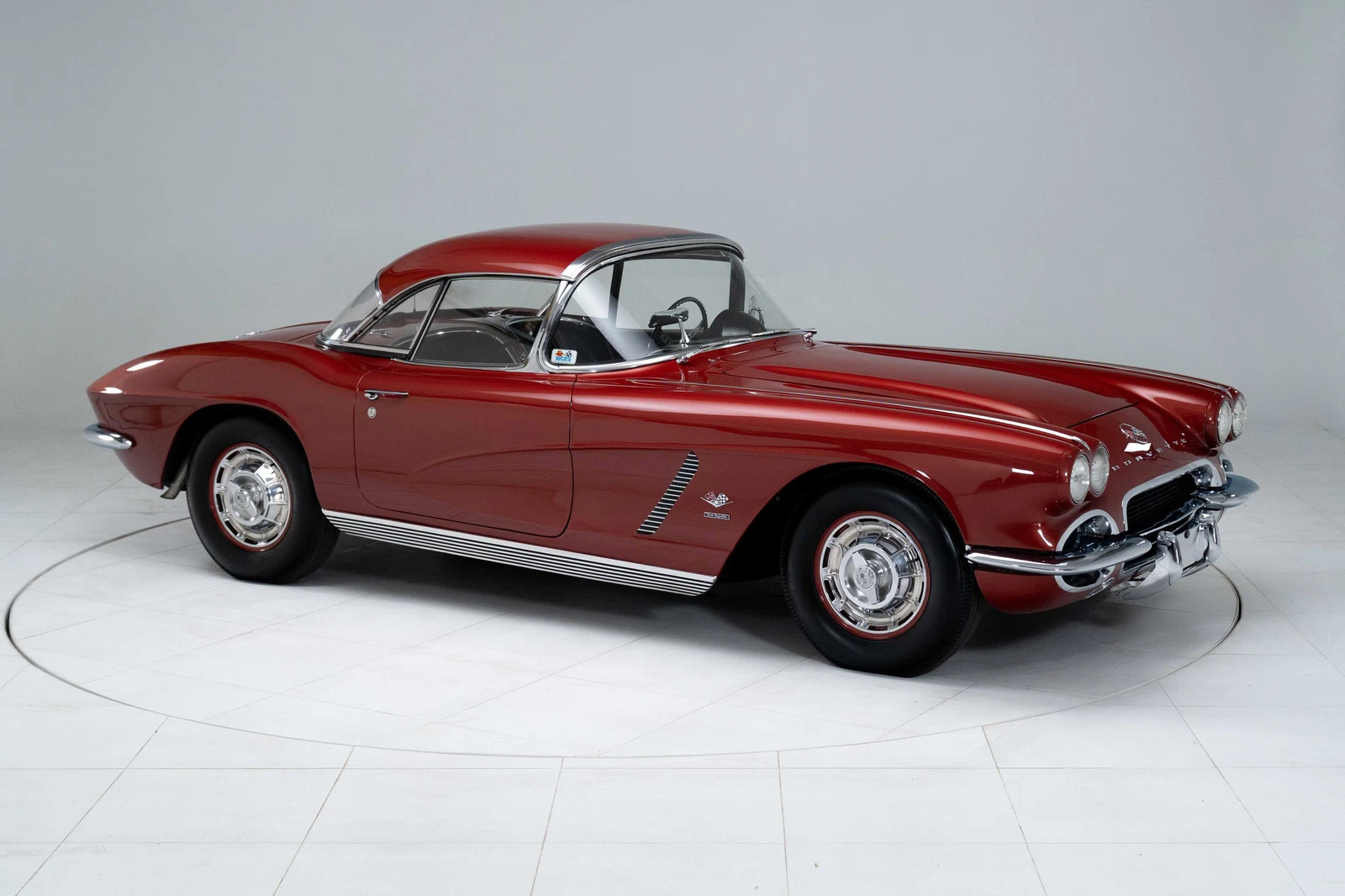 1962 Chevrolet Corvette Fuelie (C1) | Legendary Motorcar Company