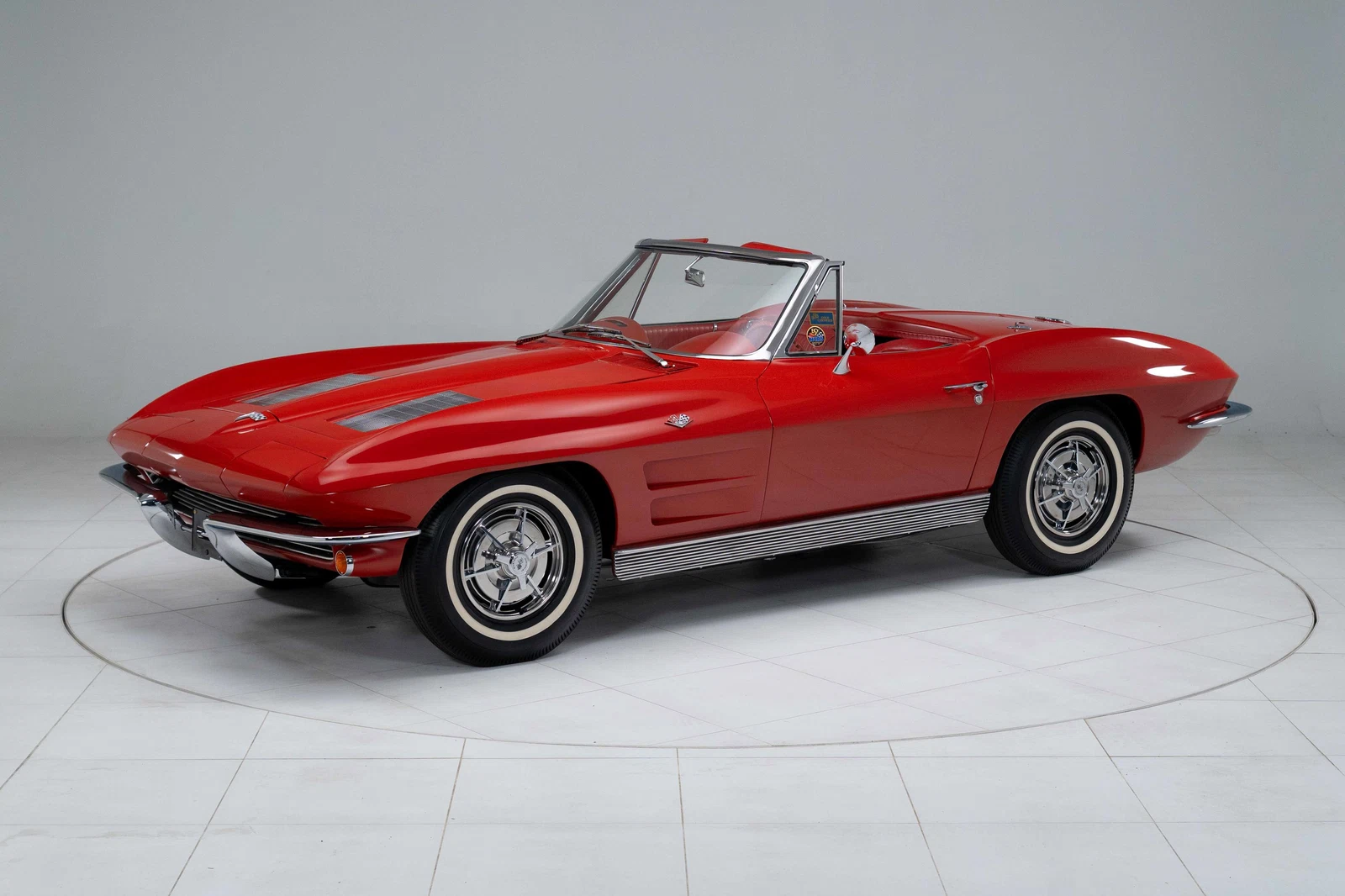 1963 Chevrolet Corvette Convertible (C2), 14/30
