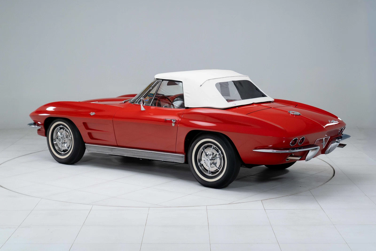 1963 Chevrolet Corvette Convertible (C2), 20/30