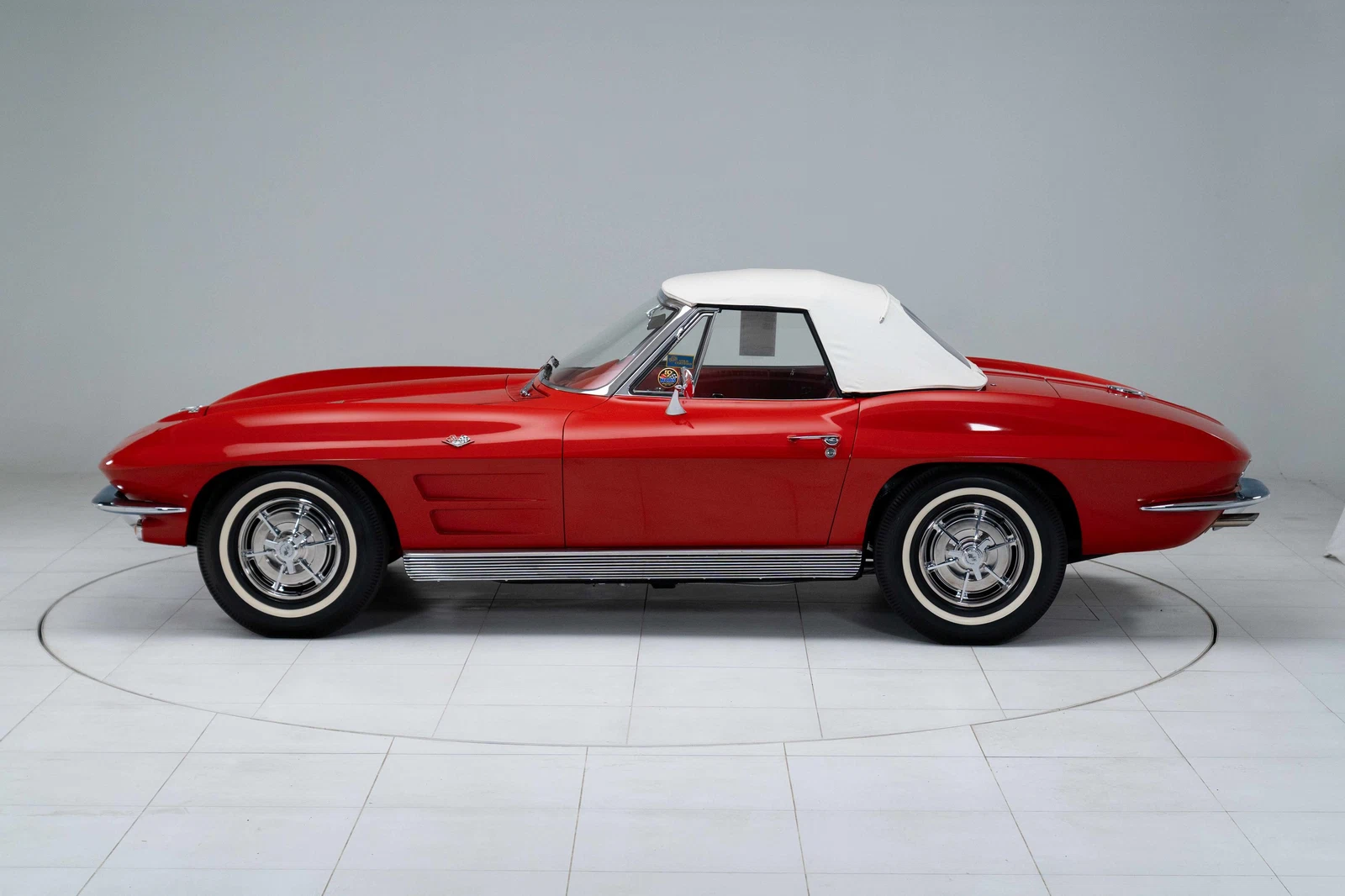 1963 Chevrolet Corvette Convertible (C2), 21/30