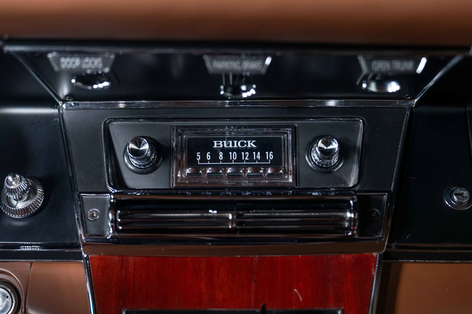 1965 Buick Riviera GS Detroit Speed (1st Generation), 30/30