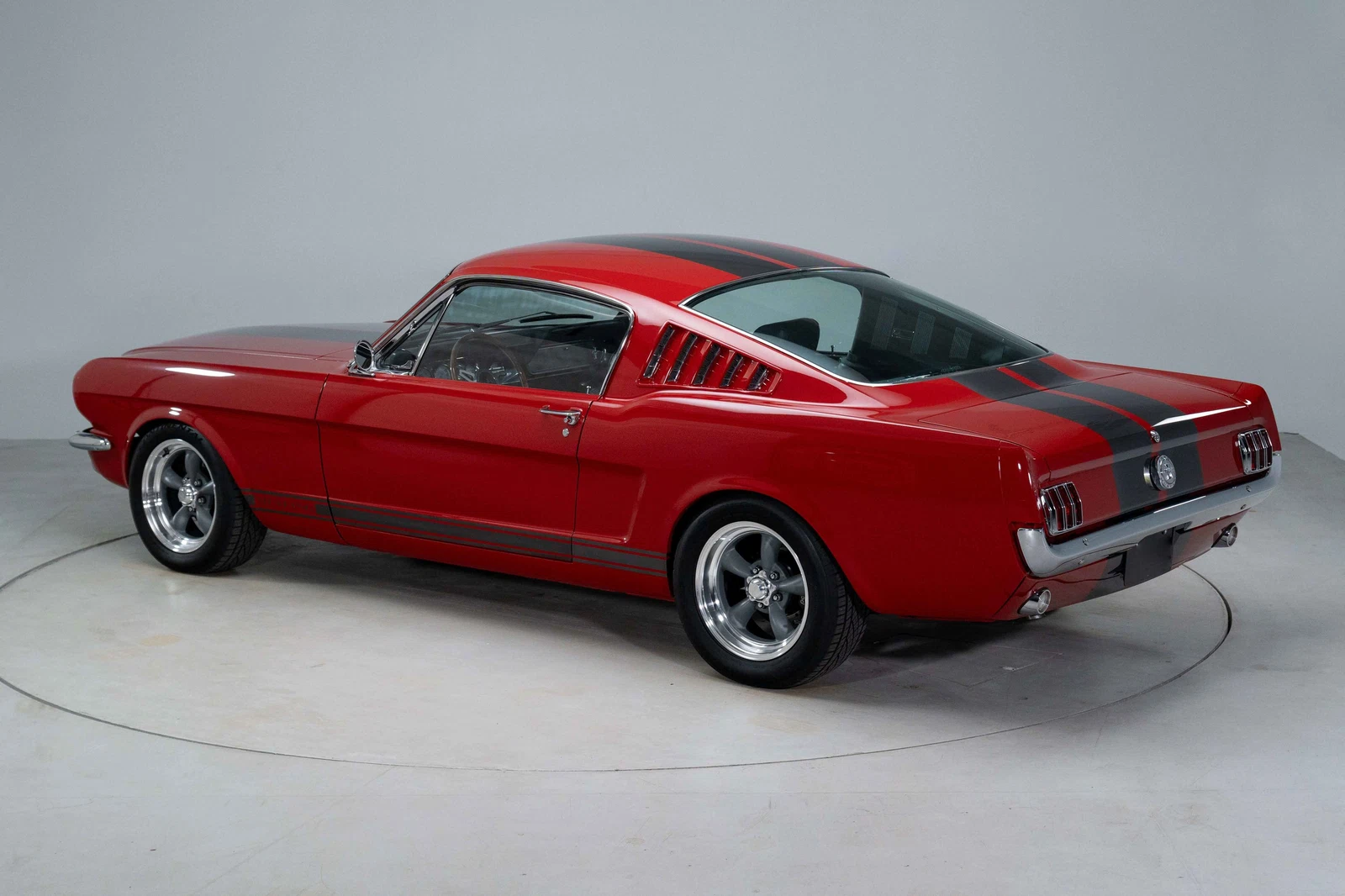 1965 Ford Mustang Restomod (1st Generation), 5/30