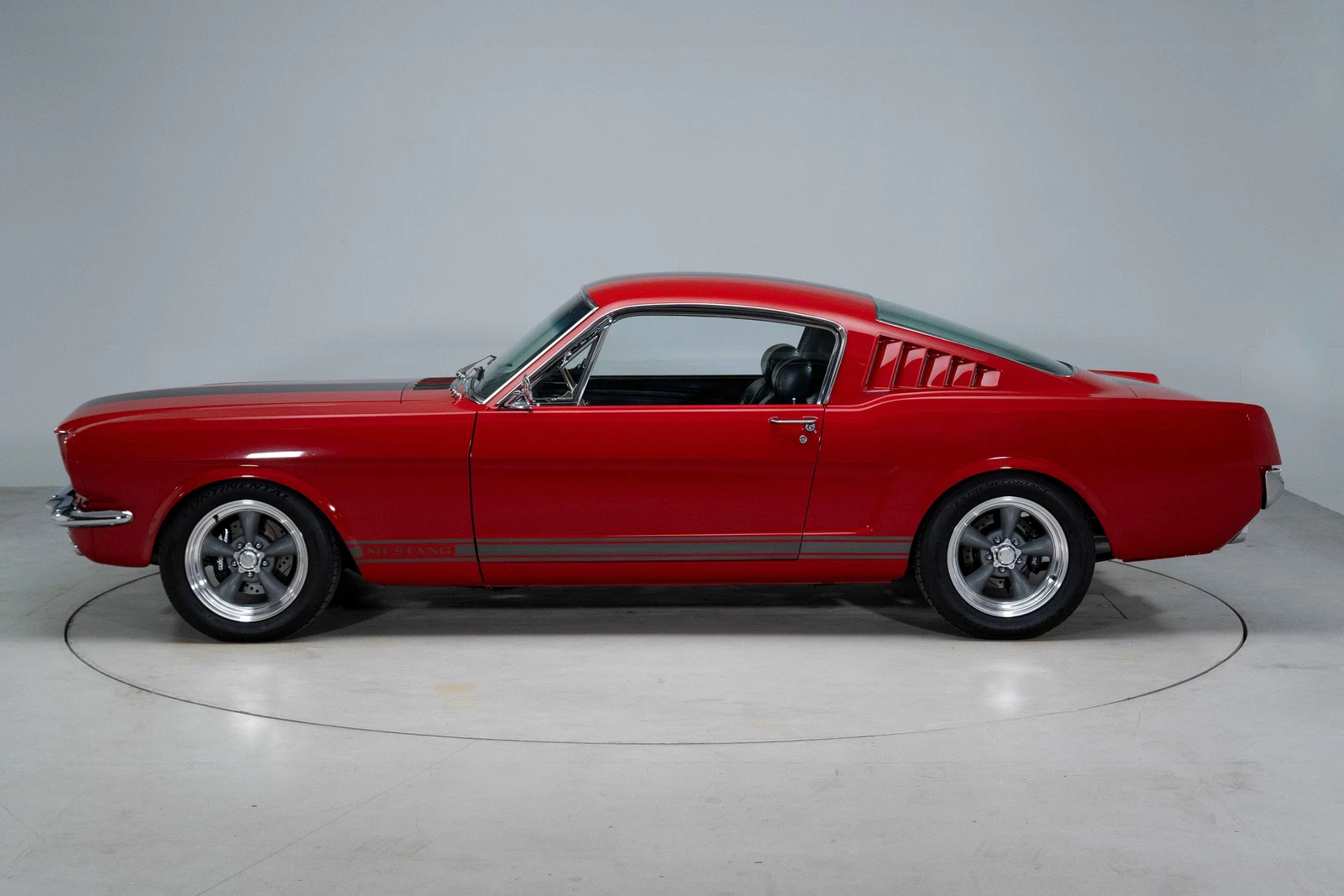 1965 Ford Mustang Restomod (1st Generation), 6/30
